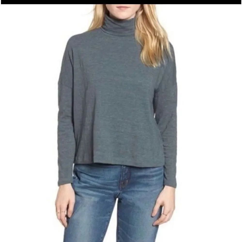 Madewell Boxy Turtleneck Top in Gray Size XXS